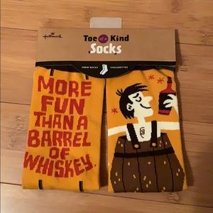NWT Whiskey crew socks toe of a kind